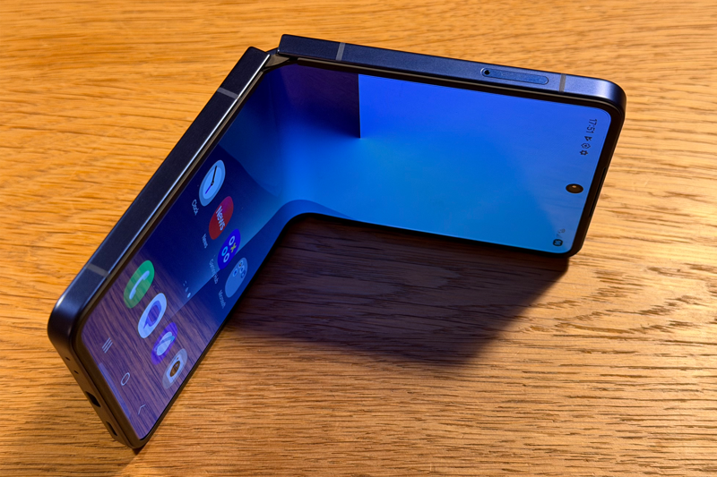 The best phones for 2026 are: , How we tested, Apple iPhone 17, OnePlus Nord 5, Google Pixel 10 Pro, Samsung Galaxy S25 Ultra, Apple iPhone 16e, Samsung Galaxy Z Flip7, Samsung Galaxy Z Fold7, Honor Magic V5, Google Pixel 10 Pro Fold, Apple iPhone Air, Your questions on the best smartphones answered, What is the best phone to buy in 2026?, How we tested the best phones – in full , Why you can trust IndyBest reviews