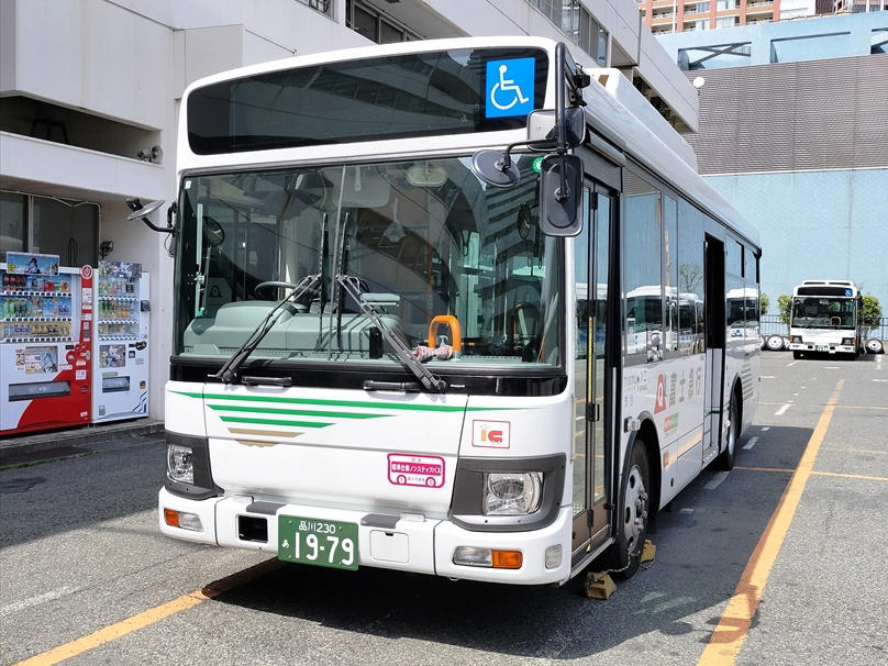 ■幅は2.3から2.5メートル, ■長さの問題よりも車輪の位置, ■車庫入れは全長が長い方が易しいかも？, ■運転自体は簡単だ！