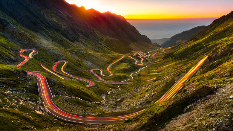 Pacific Coast Highway (California, USA), Scottish Highlands (Scotland), Sturgis Motorcycle Rally (South Dakota, USA), Amalfi Coast (Italy), Transfagarasan Highway (Romania), Ruta Cuarenta (Argentina), Great Ocean Road (Australia), Cabot Trail (Nova Scotia, Canada)