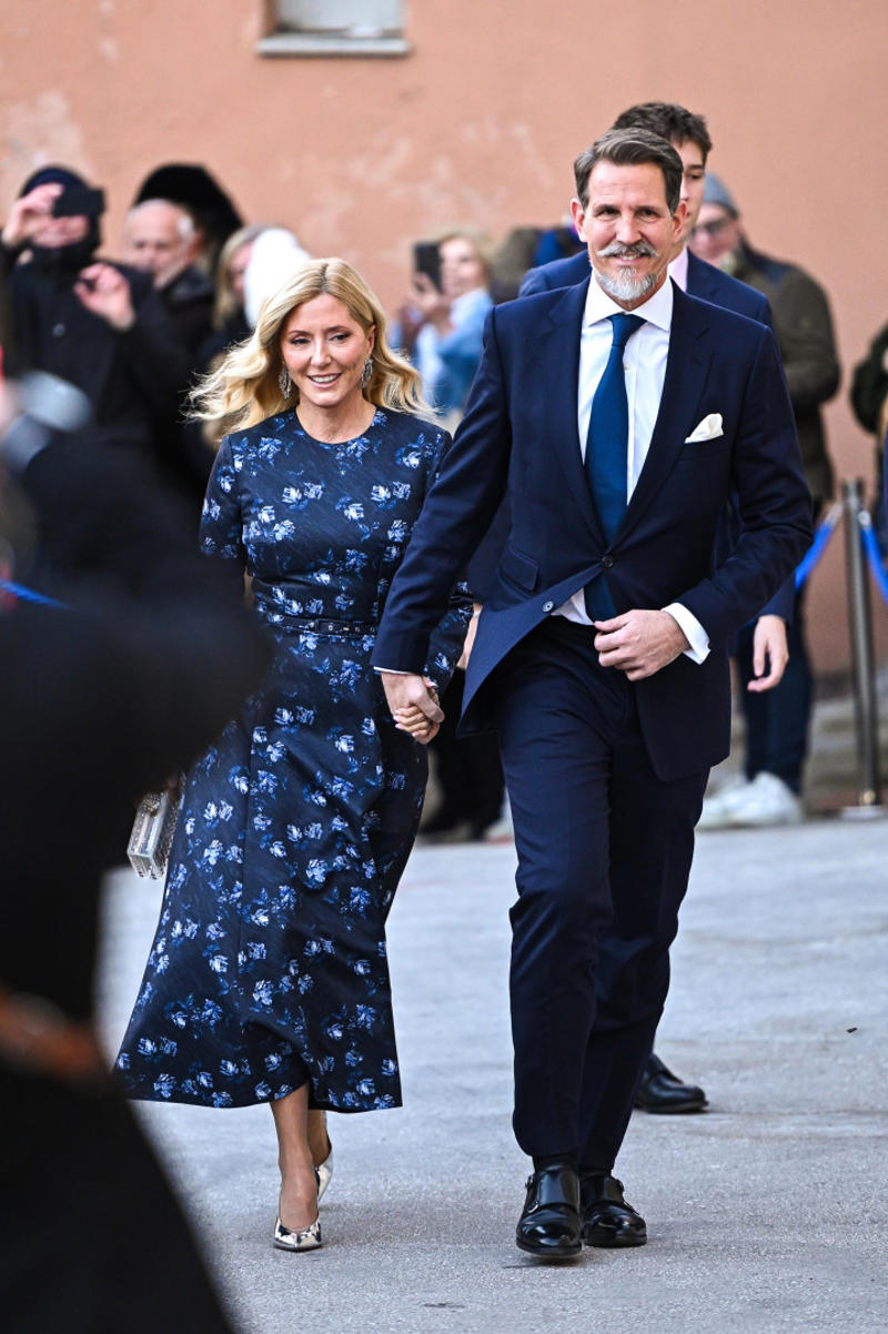 Princess Marie-Chantal of Greece Princess Sofia of Sweden, Queen Mathilde of Belgium, Princess Eugenie of York, Queen Letizia of Spain, Crown Princess Mette-Marit of Norway, Princess Madeleine of Sweden, Grand Duchess Maria Teresa of Luxembourg, Crown Princess Victoria of Sweden, Grand Duchess Stéphanie of Luxembourg, Princess Beatrice of York, Queen Mary of Denmark, Princess Marie-Chantal of Greece, Catherine, Princess of Wales, Sophie, Duchess of Edinburgh, Zara Tindall, Queen Máxima of the Netherlands, Meghan, Duchess of Sussex, Princess Charlene of Monaco