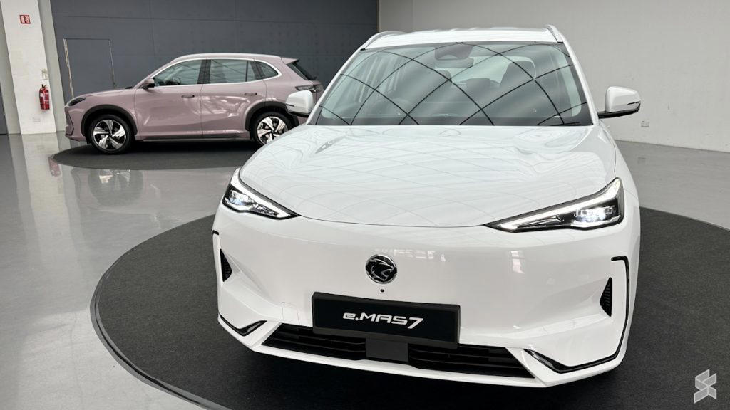 2026 Proton e.MAS 7 SKD Pricing vs 2025 Proton e.MAS 7 CBU, 2026 Proton e.MAS 7 SKD Launch Package, 2026 Proton e.MAS 7 SKD vs 2025 Proton e.MAS 7 CBU: What’s New?, What is Semi-Knocked Down?