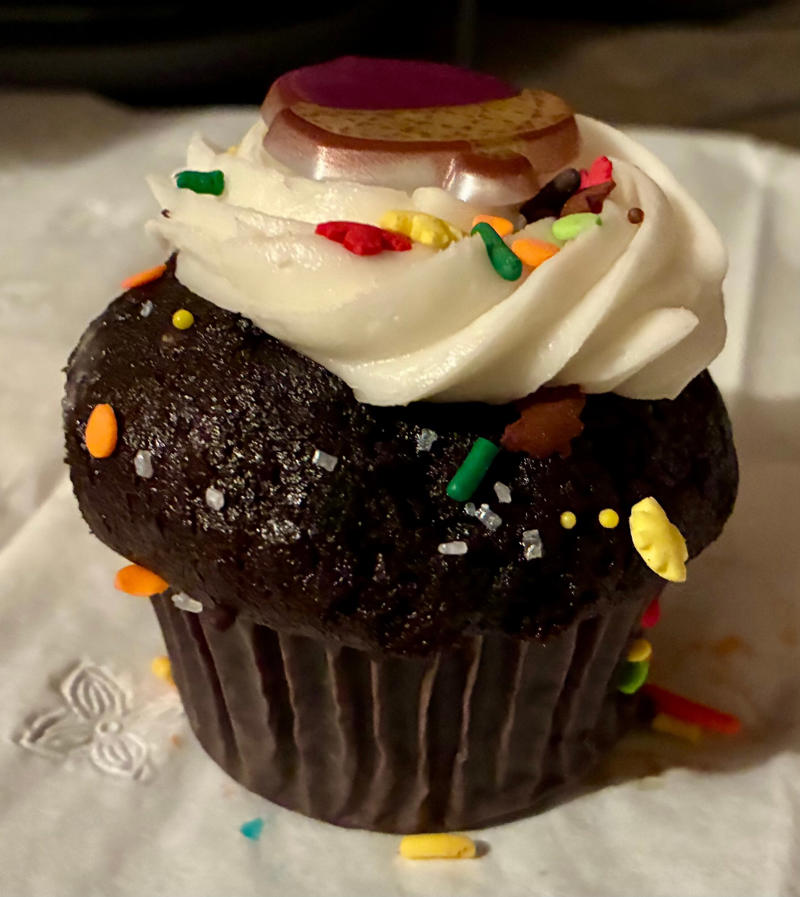 Store bakeries, No. 6: Giant Eagle, No. 5: Heinen’s, No. 4: Walmart, No. 3: Acme, No. 2: Dave’s, No. 1: Meijer, Store bakery shelves, pre-packaged, No. 8: Bake Shop bakery, No. 7: Café Valley, No. 6: favorite day bakery, No. 5: Trader Joe’s Gluten Free, No. 4: two-bite, No. 3: Whole Foods Market Kitchens, No. 2: Kimberley’s Bakeshoppe, No. 1: Whole Foods