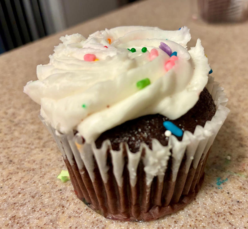 Store bakeries, No. 6: Giant Eagle, No. 5: Heinen’s, No. 4: Walmart, No. 3: Acme, No. 2: Dave’s, No. 1: Meijer, Store bakery shelves, pre-packaged, No. 8: Bake Shop bakery, No. 7: Café Valley, No. 6: favorite day bakery, No. 5: Trader Joe’s Gluten Free, No. 4: two-bite, No. 3: Whole Foods Market Kitchens, No. 2: Kimberley’s Bakeshoppe, No. 1: Whole Foods