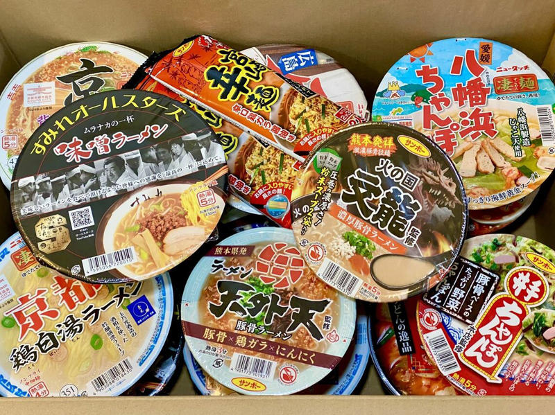 カップ麺を年間1000以上、累計1万3000以上食べてきた筆者, しかし痩せ型をキープ、その裏側は…, 炭水化物はカップ麺以外取らず、朝食でリカバリー, カップ麺の「塩分」「脂質」も気をつける, カップ麺を食べたらすぐ不健康になるわけじゃない, 運動はしないが、「歩く」ことは大事にしている