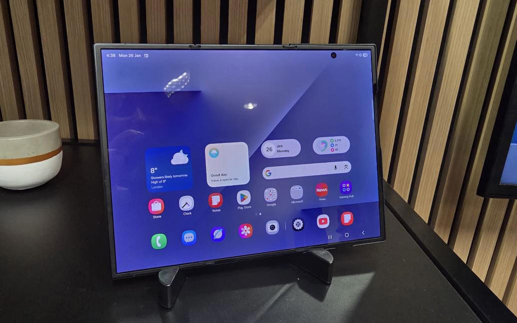 Where to buy the Samsung Galaxy Z TriFold, Samsung Galaxy Z TriFold key specs, The wins, The losses