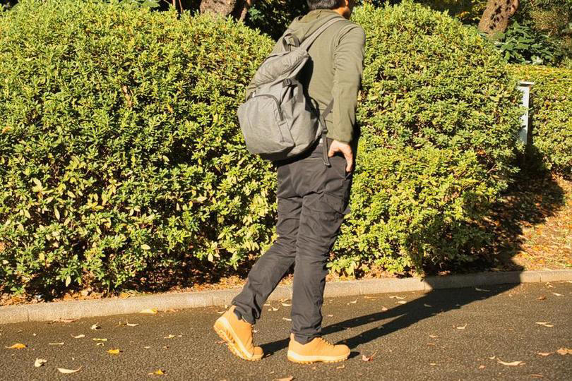 独自の断熱素材＋起毛がうれしいウォームパンツ, 歩きやすい！快適な立体構造, かゆいところに手が届く、細部の仕様, まずまずの撥水性, ストレッチ性がまちまち