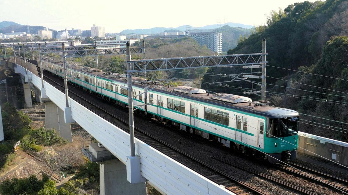 山に向かった地下鉄路線, 新長田が乗り換え拠点, スポーツの一大拠点も, 神戸市が威信をかけて開催, 神戸市とともに成長した路線, 駅前が次々にリニューアル, 都心部で姿は見えないが存在感