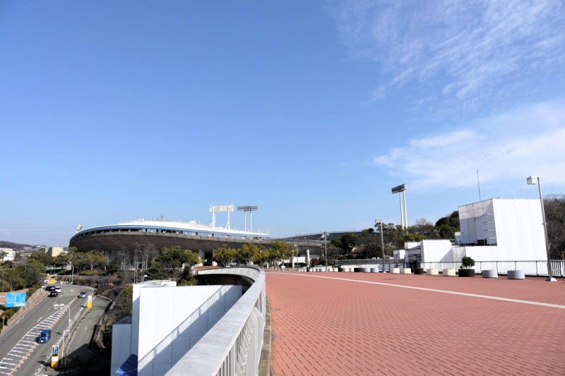 山に向かった地下鉄路線, 新長田が乗り換え拠点, スポーツの一大拠点も, 神戸市が威信をかけて開催, 神戸市とともに成長した路線, 駅前が次々にリニューアル, 都心部で姿は見えないが存在感