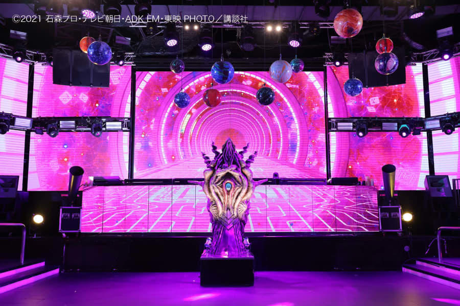 『仮面ライダーリバイス』のユニークな「組織」, 組織に翻弄される幸せな家族のサバイバル！, デッドマンズと戦うフェニックスには隠された目的が!?, フェニックスの前身・ノアがすべての根源!?, ギフを崇拝するデッドマンズの進撃と衰退, 第三の勢力ウィークエンドとは!?