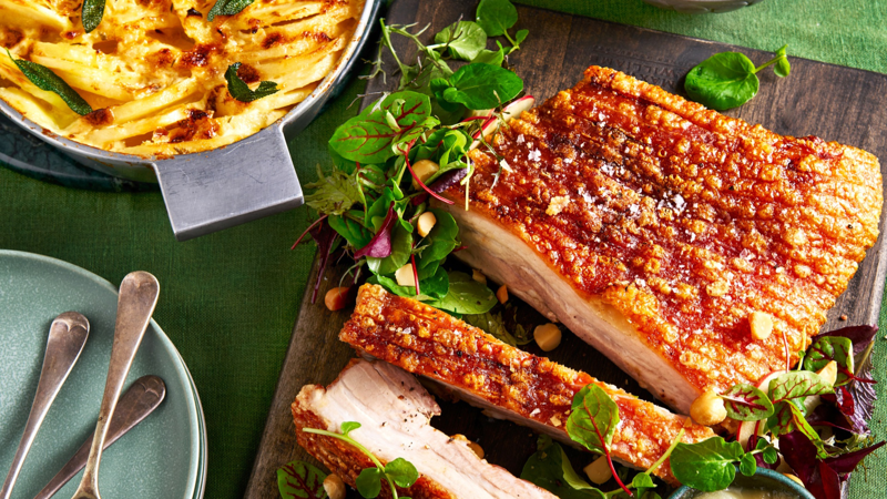 1. Cheesy foods , 2. Sauces and liquids, 3. Battered foods, 4. Fresh greens, 5. A whole chicken, 6. Popcorn, 7. Whole eggs