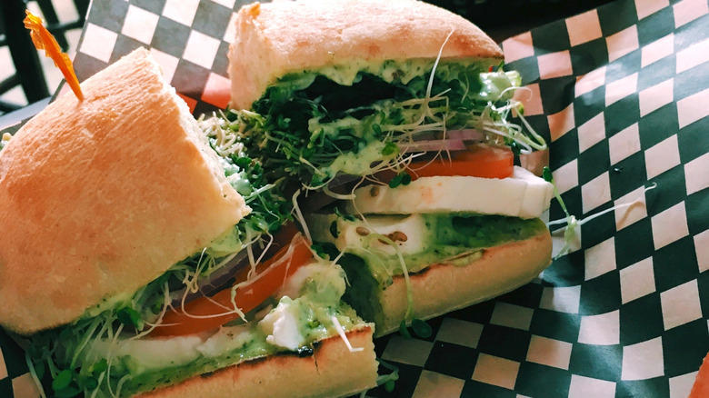 Gere-a-Deli in Anacortes, Village Pizzeria in Langley, Better Living Through Coffee in Port Townsend, Red Cork Bistro in Mukilteo, Il Granaio Italian Restaurant in Mount Vernon, Samish Oyster Bar and Shellfish Market in Bow, Guemes Island General Store on Guemes Island, Fiamma Pizza in Bellingham, Frida's Gourmet Mexican Cuisine in Anacortes, Methodology
