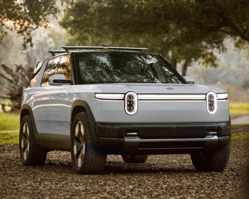 2026 Jeep Recon, 2027 Kia Telluride, 2026 Rivian R2, 2026 Subaru Trailseeker, 2026 Toyota RAV4 Plug-In Hybrid