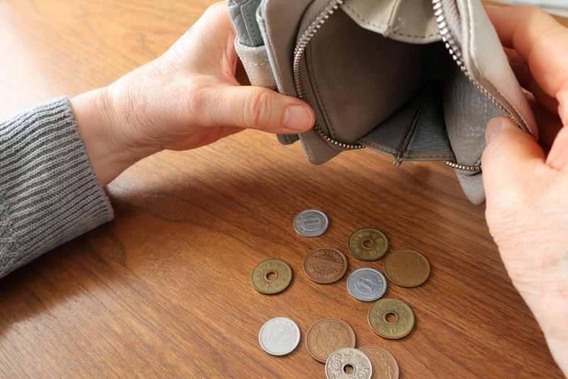 1．出費を極端に切り詰める, 2．1円単位で節約する, 3．通帳残高をひたすら増やし続ける, 「やめてよかった」と思うことは人それぞれ