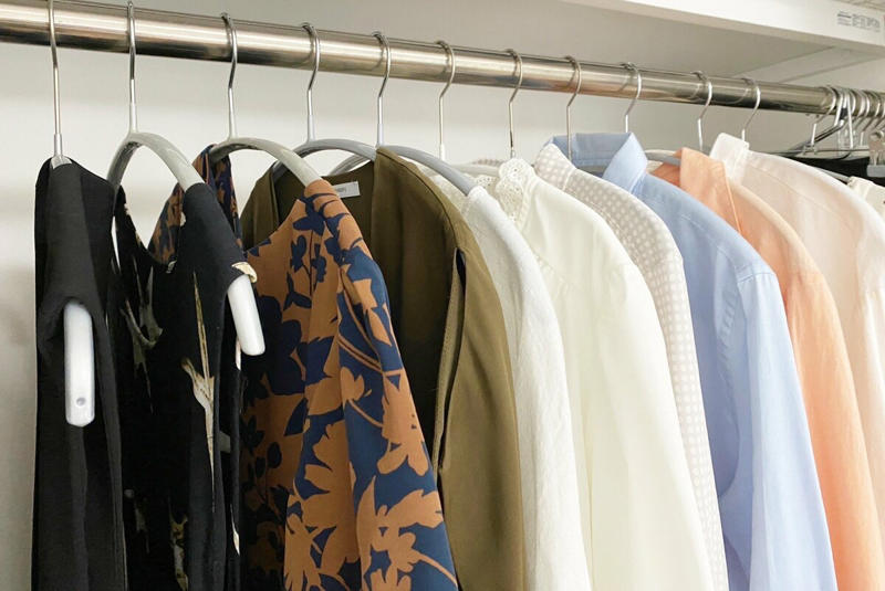 着ていない服は「眠っているお金」と一緒, 今すぐ手放すべき「服の特長」10つ, 服の整理が落ち着いたら、「習慣の見直し」を, 「服の役目」を考えると、自然と家計管理の改善に
