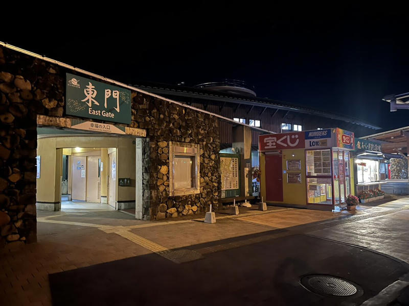 個性豊かな宮城県の道の駅5選, 1｜ブルーインパルスの街で楽しむ、宮城県最新の道の駅, 道の駅 東松島（東松島市）, 2｜温泉と絶品グルメで全国的人気を誇る名駅, 道の駅 上品の郷（石巻市）, 3｜日本を代表する、超人気道の駅, あ・ら・伊達な道の駅（大崎市）, 4｜サメ料理と絶景が名物！ 海を望む復興のシンボル, 道の駅 大谷海岸（気仙沼市）, 5｜商店街のにぎわいとモアイ像が迎える復興の拠点, 道の駅 さんさん南三陸（南三陸町）, 【まとめ】グルメと個性が際立つ宮城県の道の駅
