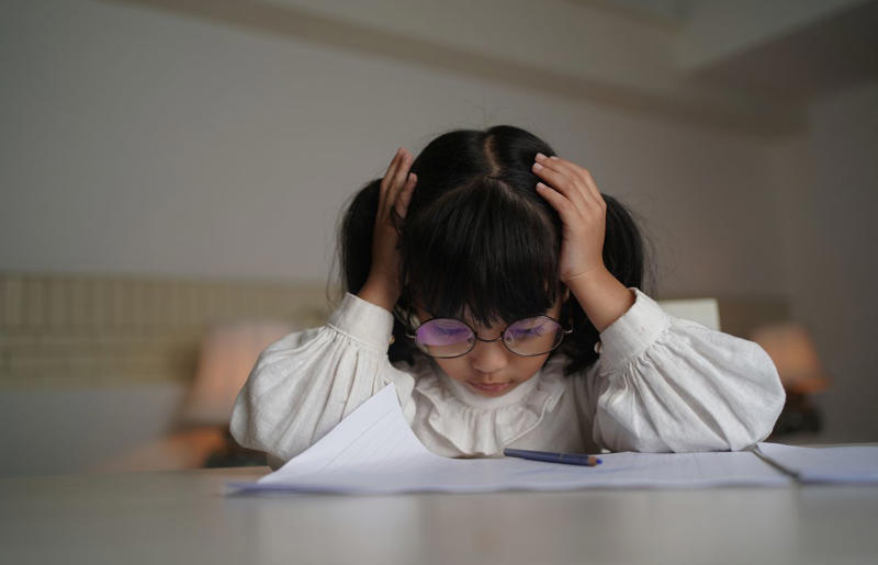 数学教育に力を入れても、数学嫌いは減っていない…, 話題となった「40－16÷4÷2」という問題, 数学嫌いの世界に迷い込む“困ったきっかけ”, 2元1次連立方程式ができれば、3元1次連立方程式はやる必要ナシ!?, 平面図形をしっかり学べば、空間図形は省略してかまわないという罠, 積分計算がいらない「1/6公式」は便利なのか？, わからないところがあったら先生に質問しなさい、という先生の誤解, わからないところがわからない状態を治すには