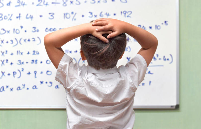 数学教育に力を入れても、数学嫌いは減っていない…, 話題となった「40－16÷4÷2」という問題, 数学嫌いの世界に迷い込む“困ったきっかけ”, 2元1次連立方程式ができれば、3元1次連立方程式はやる必要ナシ!?, 平面図形をしっかり学べば、空間図形は省略してかまわないという罠, 積分計算がいらない「1/6公式」は便利なのか？, わからないところがあったら先生に質問しなさい、という先生の誤解, わからないところがわからない状態を治すには