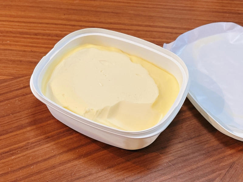 NGその1．バターナイフを入れっぱなしにする, NGその2．常温で出しっぱなしにする, NGその3．パンくずがついたバターナイフを使う, マーガリンをおいしく使い切るために