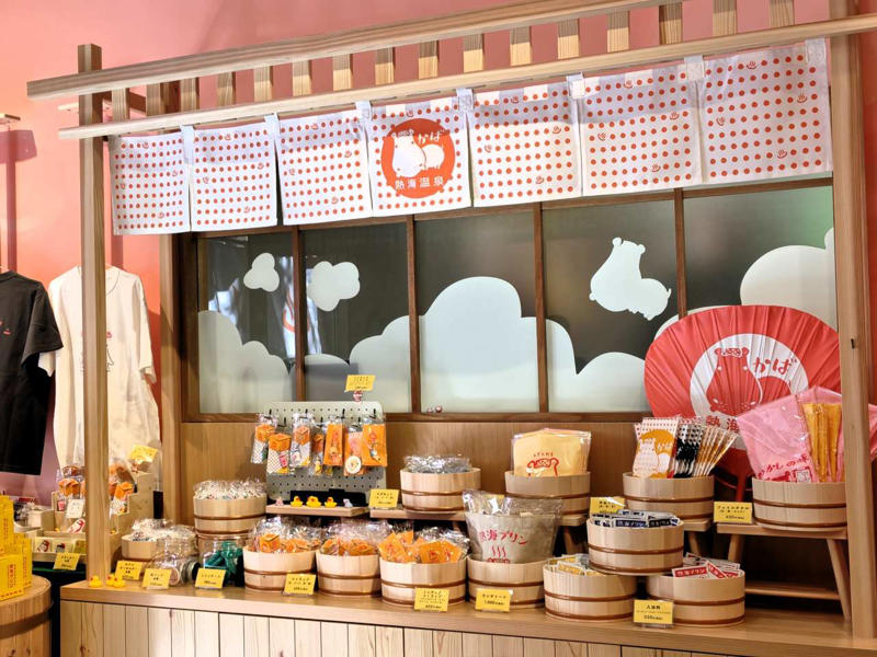 熱海プリン6店舗目！工房併設のイートインタイプでオープン, ファクトリー限定・熱海プリンこっぺ, ファクトリー限定・出来立て 皿プリン, ファクトリー限定・湯あがり３姉妹, ファクトリー限定・お風呂あがり入浴セット（2種類）, ファクトリー限定・湯あがりかばさん焼き, ファクトリー限定・新発売のお土産, キュートなグッズ, まとめ：イートイン・食べ歩きで熱海を満喫