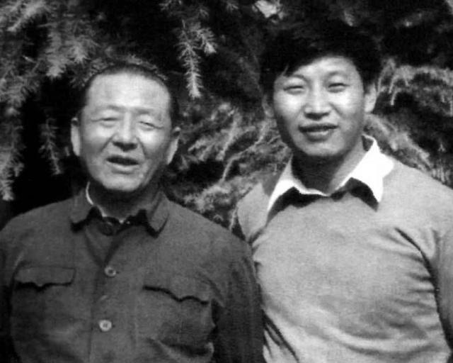 「唯一戦争に反対した」中国軍部の2人者張又俠、習近平に粛清される, 軍部の2人者張又俠、一朝にして失脚, 「主席責任制の毀損」とされた理由, 紅二代・戦闘英雄から「潜在的競争者」へ, 台湾問題・戦争リスクを巡る対立説, 連鎖粛清で軍事委員会「崩壊寸前」, 習近平1人体制、党が軍を完全掌握, 台湾・朝鮮半島の安全保障に及ぼす影響