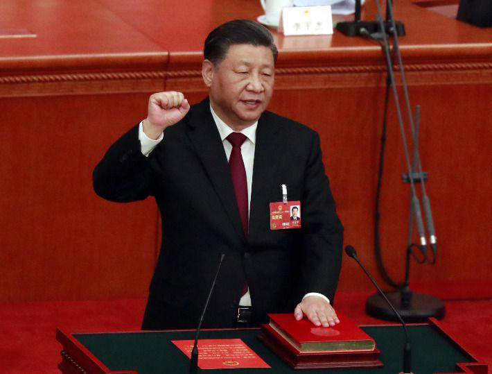 「唯一戦争に反対した」中国軍部の2人者張又俠、習近平に粛清される, 軍部の2人者張又俠、一朝にして失脚, 「主席責任制の毀損」とされた理由, 紅二代・戦闘英雄から「潜在的競争者」へ, 台湾問題・戦争リスクを巡る対立説, 連鎖粛清で軍事委員会「崩壊寸前」, 習近平1人体制、党が軍を完全掌握, 台湾・朝鮮半島の安全保障に及ぼす影響