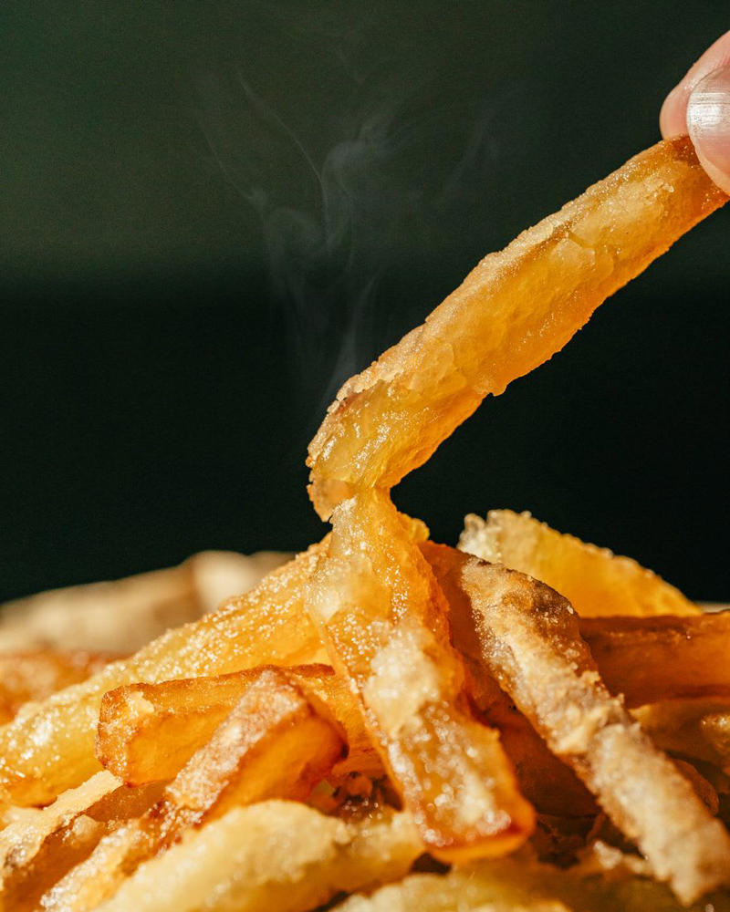 数々のトップシェフが愛用する幻の芋を世界一贅沢なフライドポテトに！「熟成フライドポテト 井上式」, フォロワー数は10万人！ 麻辣グランプリ2025グランプリを受賞！通販は秒速完売＆イベントは大行列！ 「株式会社マーボードウフ」が手掛ける新感覚、山椒香るラム肉マーボードウフ, 超人気サウナ店「湯乃泉」の人気メニューが登場。普段は店舗でしか食べられないサウナ飯で体を温めて整いませんか？, SNSで10,000リツイート以上された釜戸と薪火でつくる究極のお餅「THE OMOCHI」宮城の餅職人笠原さんによる幻の餅, 世界大会にも出場した若き女性パティシエが手掛ける「amazoonia（アマゾニア）」のスイーツも, 韓国で爆発的な流行になったグリークヨーグルトをいまここで！ 日本初のグリークヨーグルト専門店「milky greek」のもっちり、むっちり」ヨーグルト, エシカルな「LOCAL BAMBOO株式会社」の破壊される森を飲んで守る竹炭カフェラテ, “飲む”をデザインするドリンクアーティスト emmy（澱々）による特別なジンジャエール, Googleマップの口コミは500件で星4.9！ 日本一のレモン島からきた究極・濃厚な「HYAKKOYA」のレモネード, 創業100年「高木精肉店（Meat TAKAGI）」がおくる”一度食べたら忘れられない味”絶品ローストビーフ丼が登場