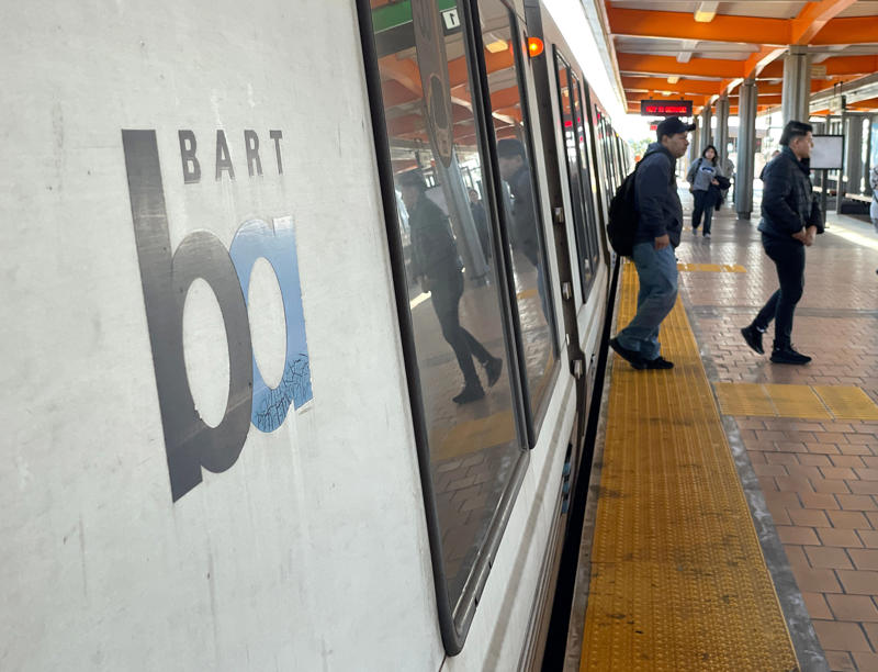Where visitors underestimate the Bay Area , Bay Area weather , Getting to the Bay Area , Getting around the Bay Area , Super Bowl transit , Where to stay