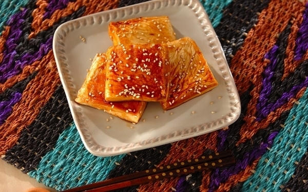 ハンペンのバター焼き, ハンペンのマヨ焼き, ハンペンのキムチーズ焼き, ハンペンのハチミツ照り焼き, ハンペンの磯辺チーズ焼き, ハンペンのしそマヨ焼き, ハンペンの大葉納豆和え