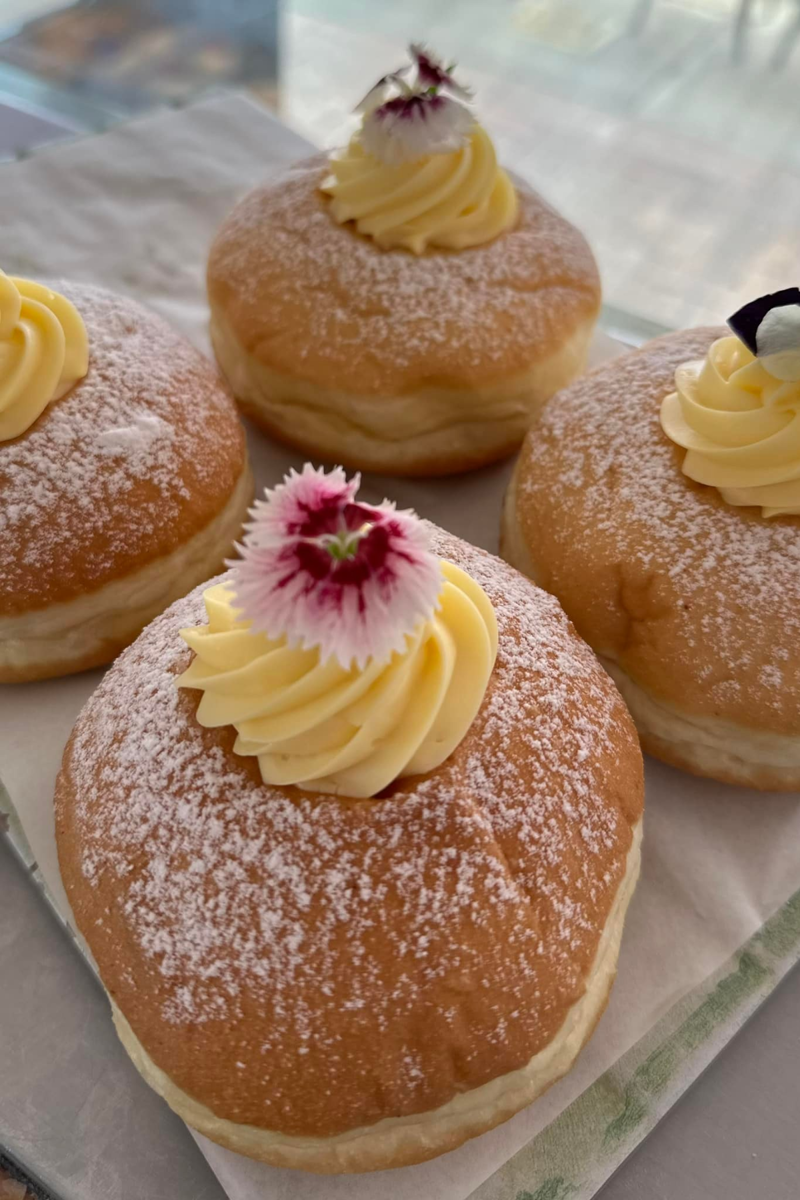 10 of the best country bakeries across Queensland, Kenilworth Bakery , Franquette , Zest Bakery , Rick’s Artisan Pies & Sourdough , The Goomeri Bakery , Blackbutt Bakery , Meadow Bakery , Babinda Bakery , The Baker’s Duck , Imbil Bakery