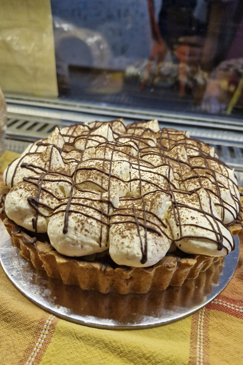 10 of the best country bakeries across Queensland, Kenilworth Bakery , Franquette , Zest Bakery , Rick’s Artisan Pies & Sourdough , The Goomeri Bakery , Blackbutt Bakery , Meadow Bakery , Babinda Bakery , The Baker’s Duck , Imbil Bakery