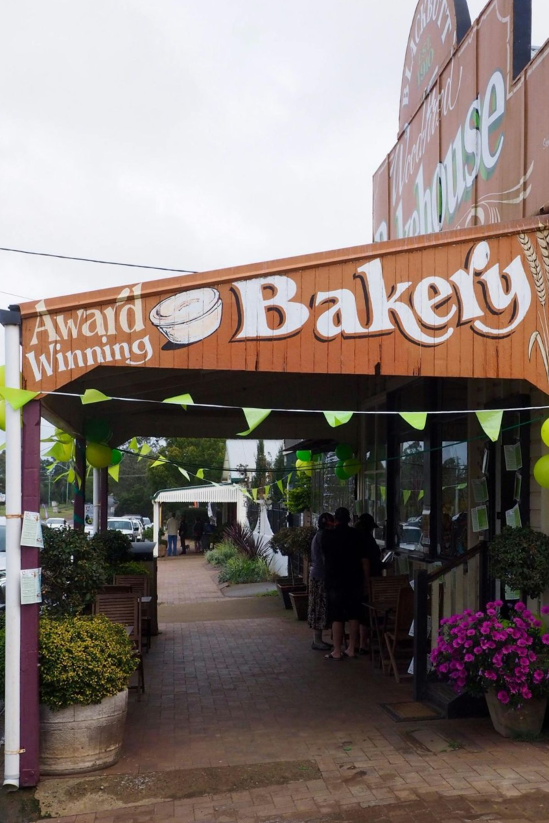 10 of the best country bakeries across Queensland, Kenilworth Bakery , Franquette , Zest Bakery , Rick’s Artisan Pies & Sourdough , The Goomeri Bakery , Blackbutt Bakery , Meadow Bakery , Babinda Bakery , The Baker’s Duck , Imbil Bakery