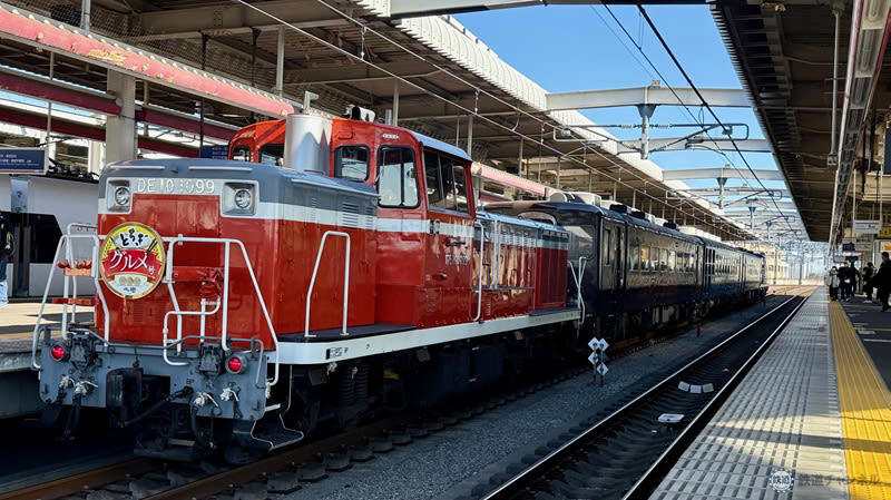 今回乗車した列車は？, 栃木駅でイベントを開催！ ホームではあのキャラがお見送り, 【栃木駅】いも入り焼きそばなど地元の人気グルメがずらり, かぬまシウマイの試食やベリーちゃんのおもてなしも！, 【新鹿沼駅】いちご尽くしのパフェや杏仁豆腐、名物パンも！, 【東武日光駅前】最後にいちごを試食！