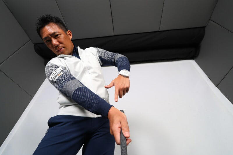 アイアンがうまくならない人は右手をもっと使おう！, トップまで右ヒジはつねに下に向けておく, 右ヒジと右手首をやわらかく使って右腕を積極的に振る, 「右手のひら=フェース面」と考える