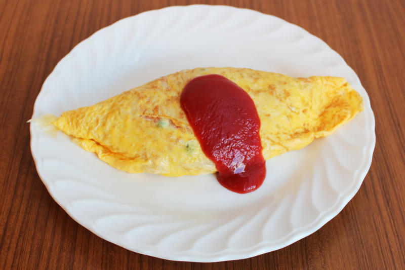 神戸に根付く喫茶店文化を継承, 変わらない味わいのコーヒー, 看板メニューは「白いパンケーキ」, 懐かしの純喫茶メニューも登場