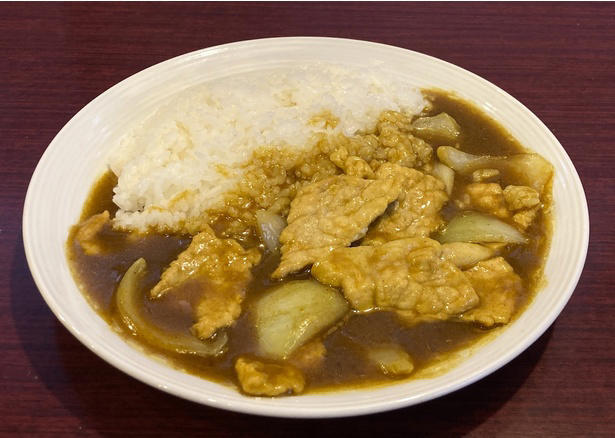 【上野御徒町】熊本ラーメンの代表格！老舗が放つ豚・鶏＆マー油スープと特製“太肉”のご当地麺「桂花ラーメン 御徒町店」, 【本郷三丁目】老舗製麺所自慢の麺はW盛りまで同一価格。「東京油組総本店 本郷三丁目組」で味わう絶品油そば, 【新宿】二刀流スープで人気を博す“武蔵”の総本山！「創始 麺屋武蔵」の濃厚つけ麺は絶品＆コスパ優良, 【若松河田】早稲田エリアで人気の一杯。豚の旨味広がるクリーミー家系「横浜家系ラーメン 違う家」, 【六本木】長年愛される創業半世紀越えの老舗「香妃園」。六本木のシメも担う「特製とり煮込みそば」を堪能