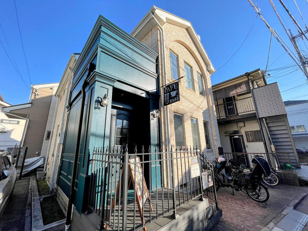 街に住む宗教学者の「経堂愛」, 「経堂迷路」を通り抜けた先に, 生協の売店は見ているだけで楽しい, 経堂はいい意味で「中途半端な街」, 飲食店のレベルが高い理由, 「水曜定休のお店を選ぶといい」, 学生に優しい家賃