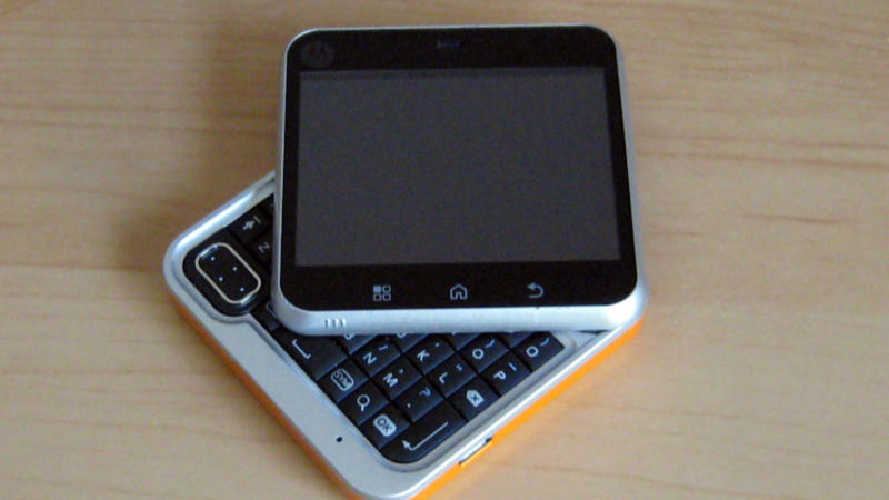 1. Nokia 8110, 2. Sony Ericsson W800, 3. Motorola Razr, 4. Motorola Flipout, 5. Nokia 3310, 6. Nokia 9000, 7. LG Chocolate, 8. Nokia 5110, 9. Motorola StarTAC, 10. Ericsson R380, 11. BlackBerry Bold 9000, 12. LG Rumor Touch, 13. BlackBerry Curve 8900, 14. Motorola Pebl, 15. HTC Legend, 16. Samsung Galaxy Note, 17. iPhone 4/4S, 18. LG U8110, 19. Nokia 7280, 20. BlackBerry Pearl