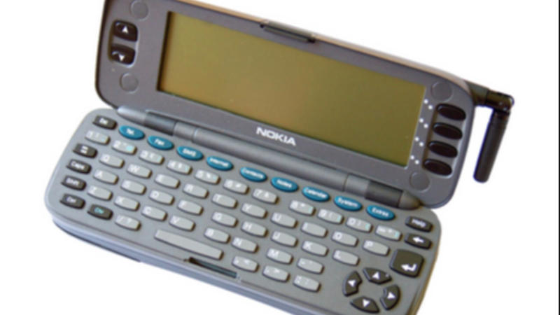 1. Nokia 8110, 2. Sony Ericsson W800, 3. Motorola Razr, 4. Motorola Flipout, 5. Nokia 3310, 6. Nokia 9000, 7. LG Chocolate, 8. Nokia 5110, 9. Motorola StarTAC, 10. Ericsson R380, 11. BlackBerry Bold 9000, 12. LG Rumor Touch, 13. BlackBerry Curve 8900, 14. Motorola Pebl, 15. HTC Legend, 16. Samsung Galaxy Note, 17. iPhone 4/4S, 18. LG U8110, 19. Nokia 7280, 20. BlackBerry Pearl