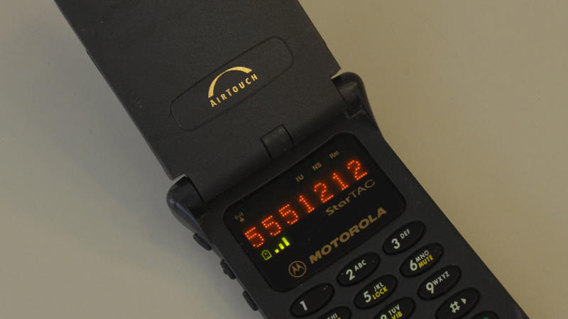 1. Nokia 8110, 2. Sony Ericsson W800, 3. Motorola Razr, 4. Motorola Flipout, 5. Nokia 3310, 6. Nokia 9000, 7. LG Chocolate, 8. Nokia 5110, 9. Motorola StarTAC, 10. Ericsson R380, 11. BlackBerry Bold 9000, 12. LG Rumor Touch, 13. BlackBerry Curve 8900, 14. Motorola Pebl, 15. HTC Legend, 16. Samsung Galaxy Note, 17. iPhone 4/4S, 18. LG U8110, 19. Nokia 7280, 20. BlackBerry Pearl