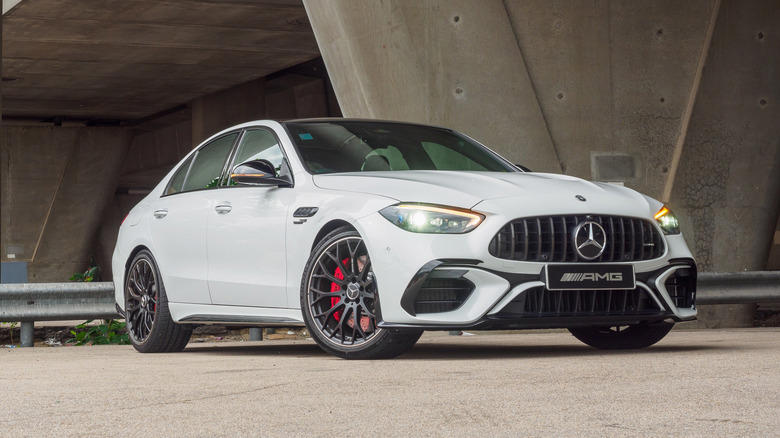 Mercedes M139 hybrid 4‑cylinder (469 hp engine/total 671 hp), Volvo Twincharged I4-cylinder (328 hp engine/total 415 hp), Porsche Twin‑Turbo Flat‑Six (691 hp engine), Ferrari F80 Twin‑Turbo V6 (888 hp engine/total 1,184 hp)