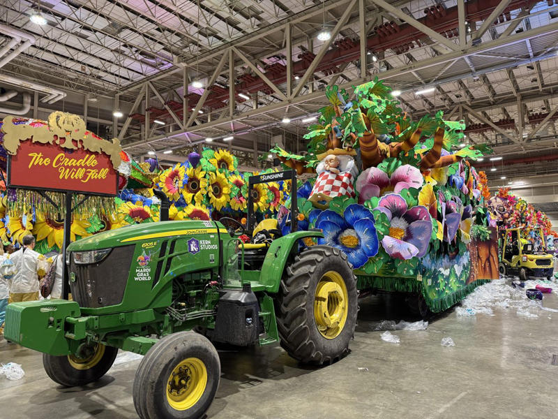 What to Know Before You Ride a Float at Mardi Gras, How You Can Ride a Float in a Mardi Gras Parade, What to Know Before Riding a Float in a Mardi Gras Parade, Visiting New Orleans Outside of Mardi Gras