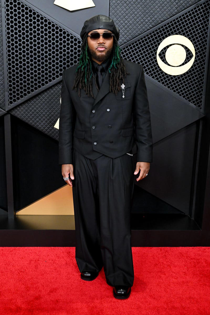 Sabrina Carpenter, Olivia Dean, Addison Rae, Benson Boone, Katseye , Audrey Nuna, FKA Twigs, Alex Warren, Coco Jones, Queen Latifah, Zara Larsson, Leon Thomas III, Ali Wong, PinkPantheress, Rhian Teasdale and Lava La Ru, Lola Young , Shaboozey, Kehlani , Sierra Hull, Joni Mitchell, Sharon Osbourne, Zanna Roberts Rassi, Darren Criss