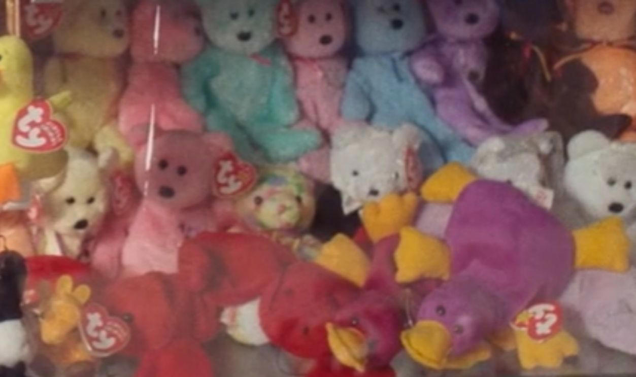 Libearty The Bear: $1,200 Toys Worth Real Money, Princess The Bear: ,000, Britannia The Bear: ,000, Claude The Crab: ,000, Halo The Bear: ,500, Gobbles The Turkey: ,000, Snort The Red Bull: ,000, Peace Bear: ,000, Spangle The Bear: ,000, Pinchers The Lobster: ,500, Employee The Bear: ,000, Mystic The Unicorn (Tan Horn): ,700, Weenie The Dachshund: ,500, #1 Bear: ,500, Iggy The Iguana: ,000, The End Bear: ,000, Pouch The Kangaroo: ,000, Nana The Monkey: ,000, Humphrey The Camel: ,200, Libearty The Bear: ,200, Patti The Platypus: 0–,000, Chilly The Bear: 0, Flutter The Butterfly (Yellow Wings): 8–0, Happy The Hippo: 5