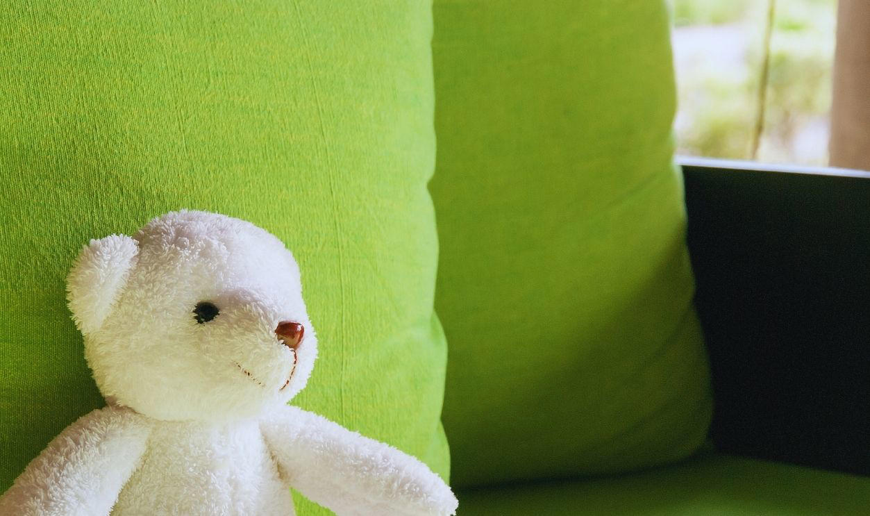 Chilly The Bear: $800 Toys Worth Real Money, Princess The Bear: ,000, Britannia The Bear: ,000, Claude The Crab: ,000, Halo The Bear: ,500, Gobbles The Turkey: ,000, Snort The Red Bull: ,000, Peace Bear: ,000, Spangle The Bear: ,000, Pinchers The Lobster: ,500, Employee The Bear: ,000, Mystic The Unicorn (Tan Horn): ,700, Weenie The Dachshund: ,500, #1 Bear: ,500, Iggy The Iguana: ,000, The End Bear: ,000, Pouch The Kangaroo: ,000, Nana The Monkey: ,000, Humphrey The Camel: ,200, Libearty The Bear: ,200, Patti The Platypus: 0–,000, Chilly The Bear: 0, Flutter The Butterfly (Yellow Wings): 8–0, Happy The Hippo: 5