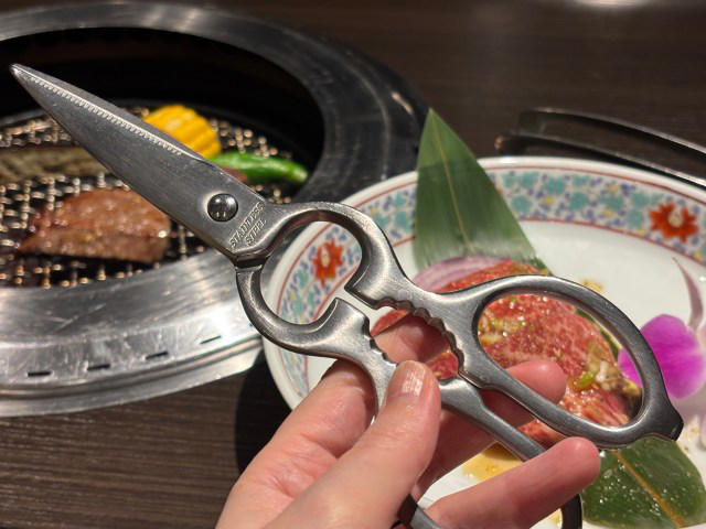 ・人生初の叙々苑へ, ・叙々苑のアラカルト、おそるべし, ・たった3切れの肉に震える, ・食が細くなったときこそ高級焼肉！