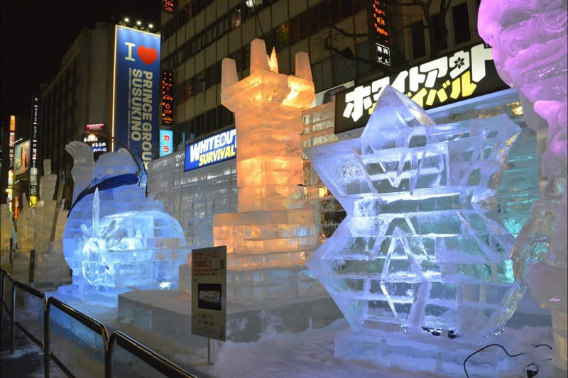 冬に華やぐ札幌のイベントに心躍る, 札幌へはどう行く？, 札幌行くならまずこれ！ 5選, 注目！【さっぽろ雪まつり】, さっぽろ雪まつり, 定番！【二条市場】, 注目！【さっぽろホワイトイルミネーション】, さっぽろホワイトイルミネーション, 注目！【スープカレー SOUL STORE】, スープカレー SOUL STORE, 冬の札幌だからこそのイベントを満喫
