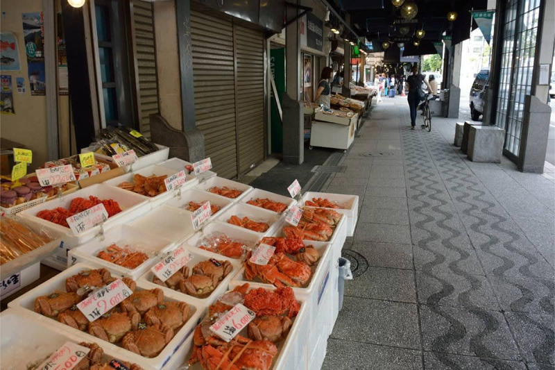 冬に華やぐ札幌のイベントに心躍る, 札幌へはどう行く？, 札幌行くならまずこれ！ 5選, 注目！【さっぽろ雪まつり】, さっぽろ雪まつり, 定番！【二条市場】, 注目！【さっぽろホワイトイルミネーション】, さっぽろホワイトイルミネーション, 注目！【スープカレー SOUL STORE】, スープカレー SOUL STORE, 冬の札幌だからこそのイベントを満喫