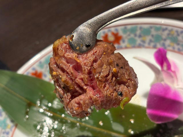 ・人生初の叙々苑へ, ・叙々苑のアラカルト、おそるべし, ・たった3切れの肉に震える, ・食が細くなったときこそ高級焼肉！