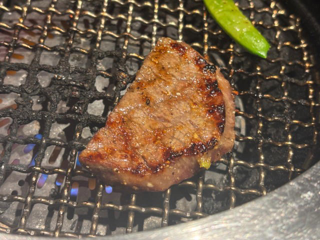 ・人生初の叙々苑へ, ・叙々苑のアラカルト、おそるべし, ・たった3切れの肉に震える, ・食が細くなったときこそ高級焼肉！