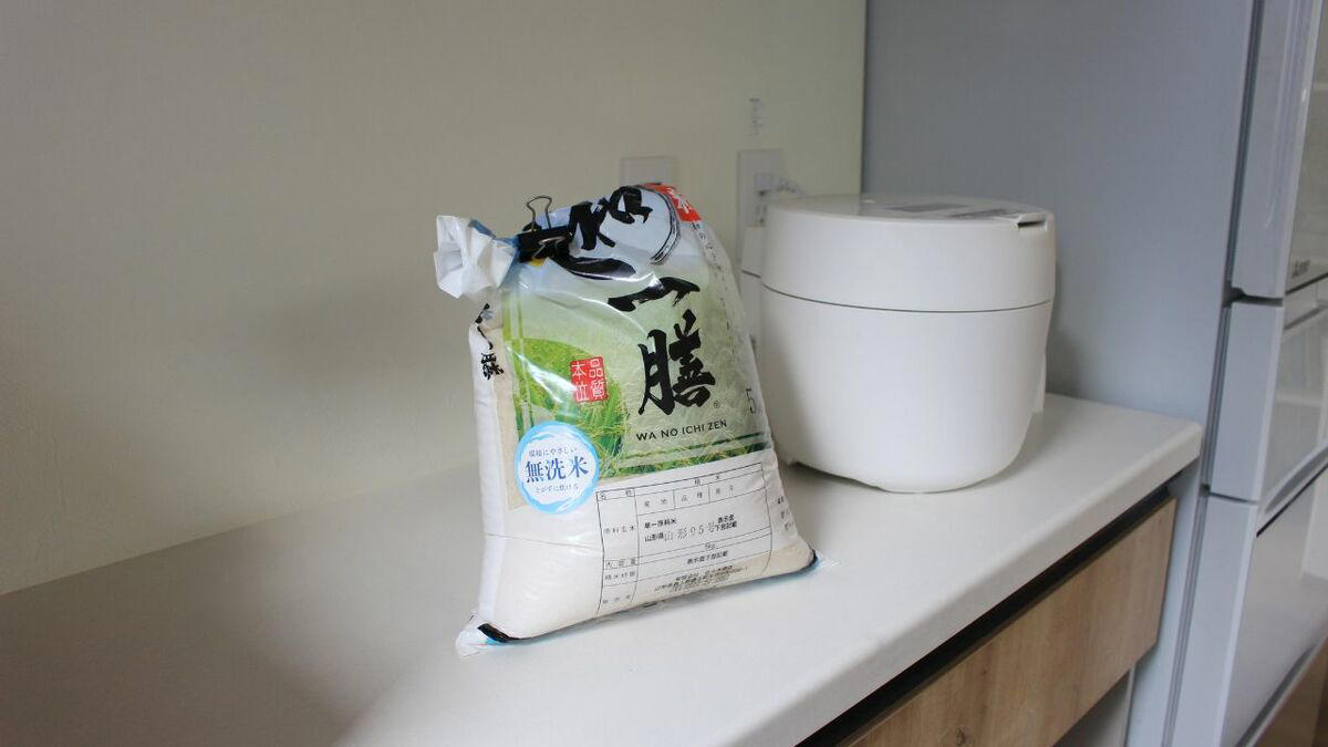 1：毎日の買い物をやめたら、気持ちも家計もラクに, 2：ふきんは買わずに、家にあるもので代用, 3：「当たり前」だと思っていた米とぎを手放した, 4：ゴミ箱を減らしたら、キッチンが一気にすっきり